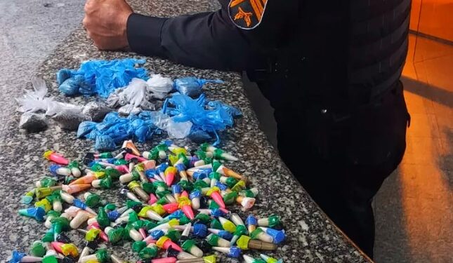 Drogas escondidas perto da linha férrea