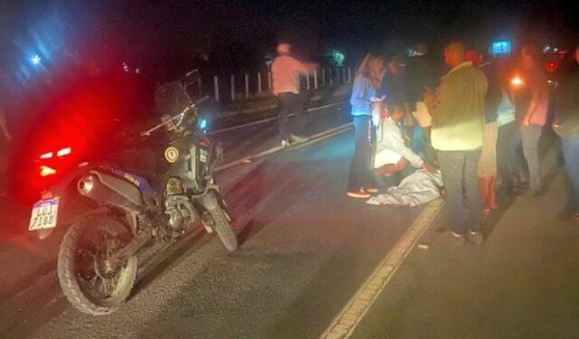 Mulher é encontrada ferida no meio da rodovia em São João da Barra