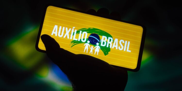 Auxilio Brasil inclui 1 milhão de novos cadastros, confira: