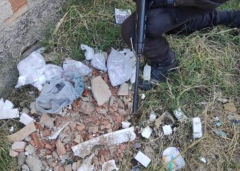 ‘Vapor’ do tráfico em comunidade é preso em Cabo Frio