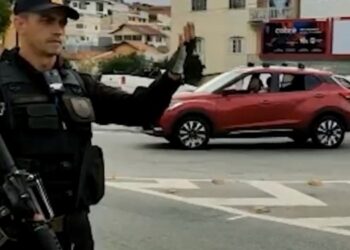 Agentes do 32º BPM  em Macaé começam a usar câmeras em uniforme