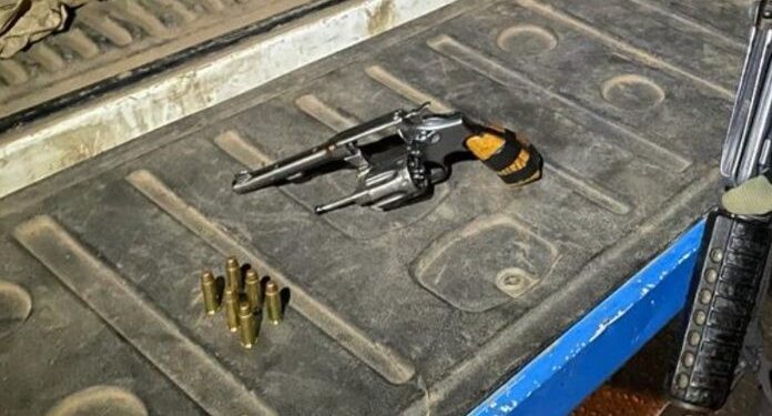 Homem foragido de São Paulo é preso com revólver na Região