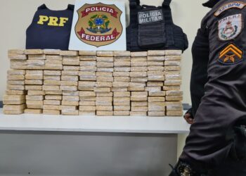 Operação termina com três presos e 5 kg de cocaína apreendidos  em Macaé