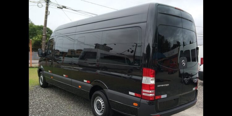 Van com R$ 1 milhão em drogas é interceptada em Campos