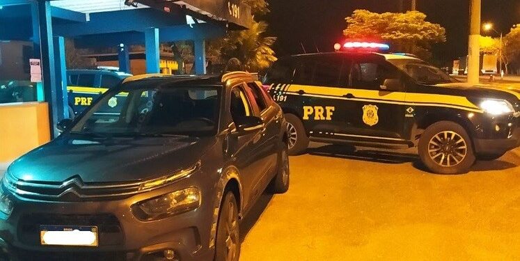 PRF apreende carro com registro de apropriação indébita