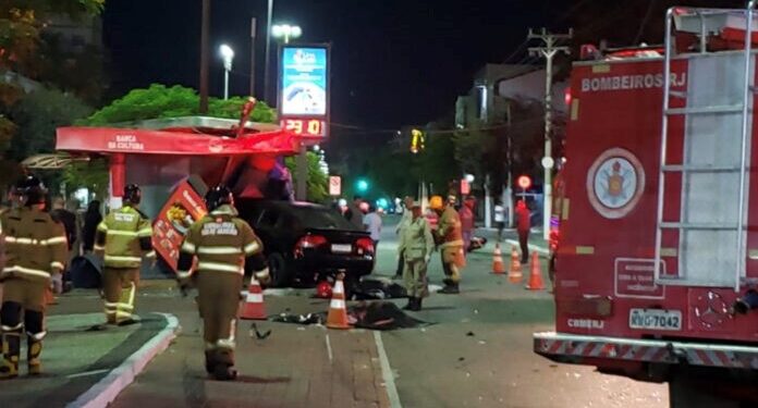 Acidente grave deixa dois motociclistas mortos