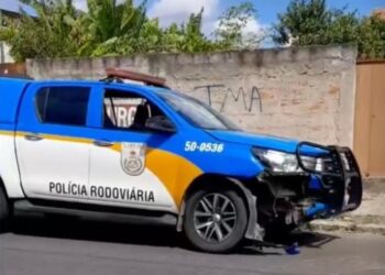 Perseguição policial termina com três feridos