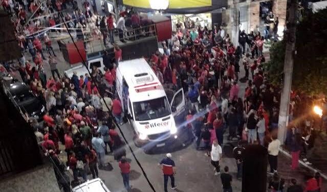 Quaquá passa mal durante comitê, em São João da Barra