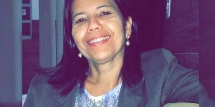 Professora é assassinada por ex-aluno que quis se vingar