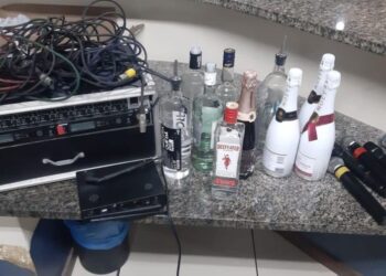 Bens de boate avaliados em R$ 12 mil são furtados