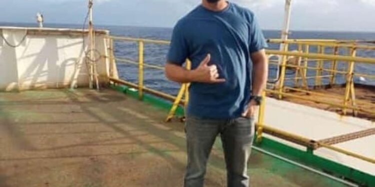 Trabalhador morre após inalar gás carbônico em plataforma da Petrobras