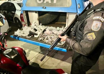 Gerente do tráfico é preso com drogas em Cabo Frio