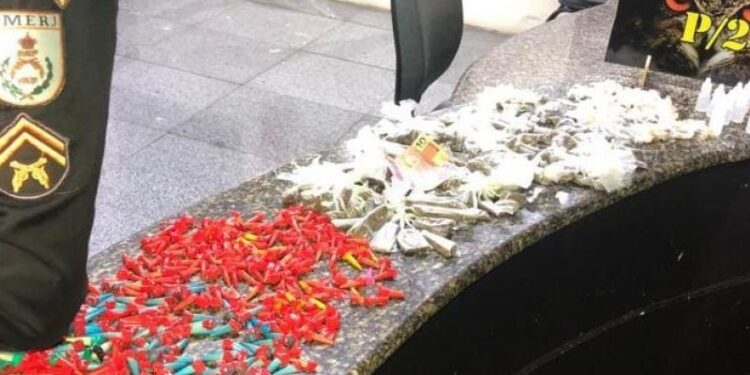 Quatro presos e drogas apreendidas na Região