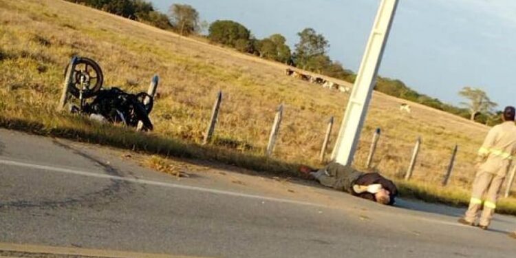 Motociclista fica ferido em acidente na BR-356