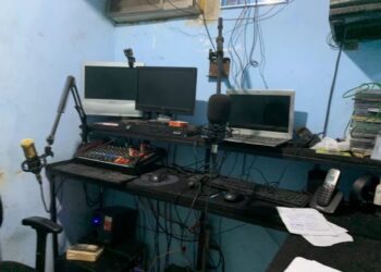 Polícia fecha rádio clandestina que funcionava nos fundos de igreja