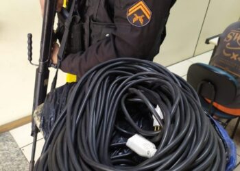 Homem é preso por furto de fios na Marina