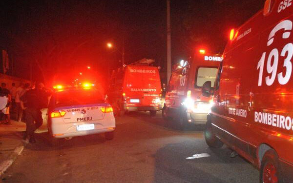 Três homens são baleados na Região