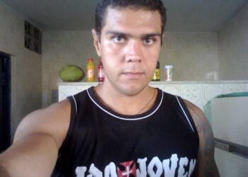 Comerciante é assassinado a tiros no Farol de São Thomé