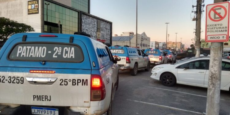 Polícias Civil e Militar realizam operação integrada em Cabo Frio