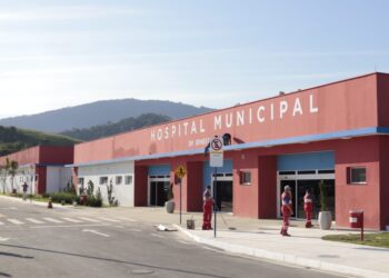 Mulher é presa por furto de materiais hospitalares em hospital de Maricá