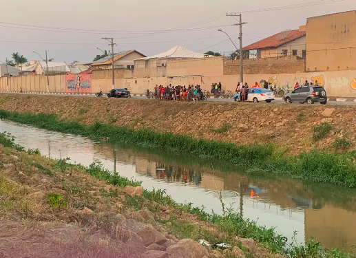 Mulher desaparecida é encontrada morta às margens de valão￼