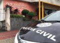 Padrasto e enteado são presos por tentativa de latrocínio contra idosos em Maricá
