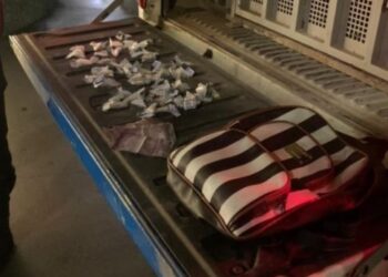 Mulher é presa com grande quantidade de cocaína no segundo distrito de Cabo Frio