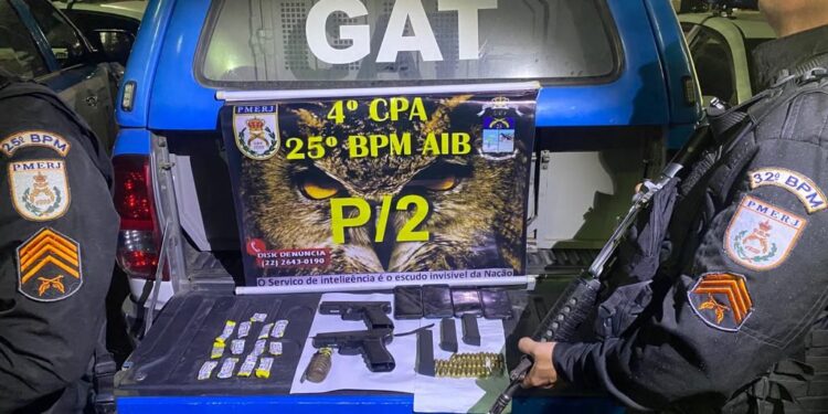 Quatro traficantes são presos e um criminoso baleado, durante ação da 25ª BPM e da 32ª BPM, em Cabo Frio