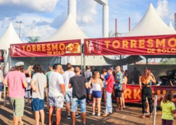 Festival de Torresmo segue até domingo em Cabo Frio