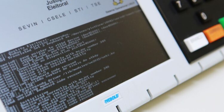 Votação para presidente já se encerrou em países da Ásia e Oceania