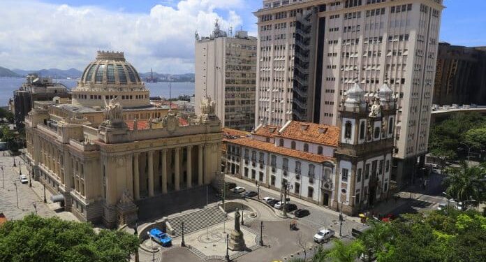 Veja alguns nomes eleitos à Deputado Estadual do Rio de Janeiro