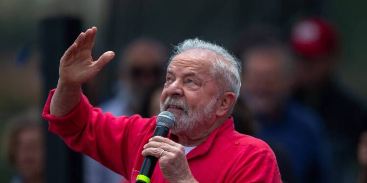 Lula é eleito presidente