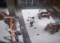 Segurança de sanatório recepciona, oferece cadeira de rodas e conversa com fantasma?