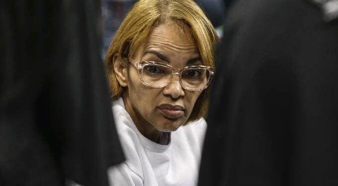 Flordelis: ex- deputada é condenada a mais de 50 anos de prisão