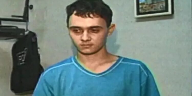 Condenado por matar família em jogo de RPG em Guarapari é preso pela PRF em Campos