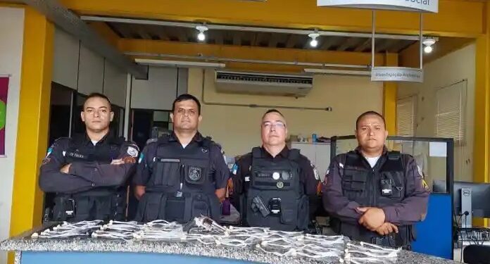 PM prende dois suspeitos de tráfico de drogas em Italva