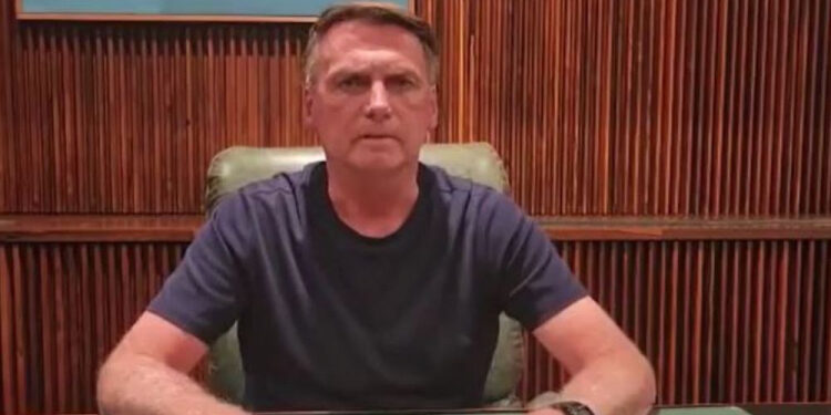 Bolsonaro pede que manifestantes desobstruam as rodovias