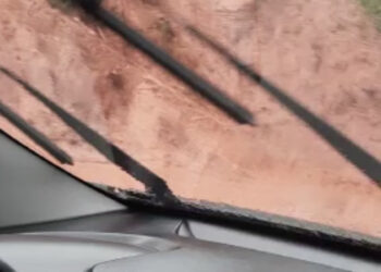 Macaé registra alagamentos e queda de barreira