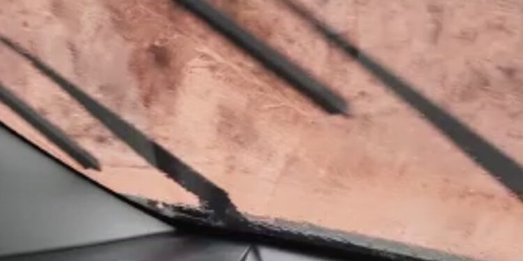 Macaé registra alagamentos e queda de barreira