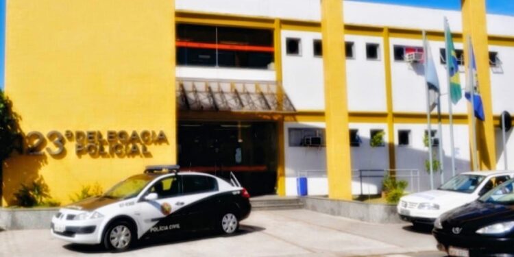 Polícia Civil prende mulher por homicídio qualificado em Macaé