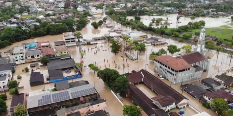 MPRJ quer acompanhar medidas após chuva, após decreto de estado de calamidade em Carapebus
