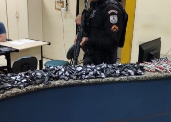 PM apreende carga de drogas em Arraial do Cabo