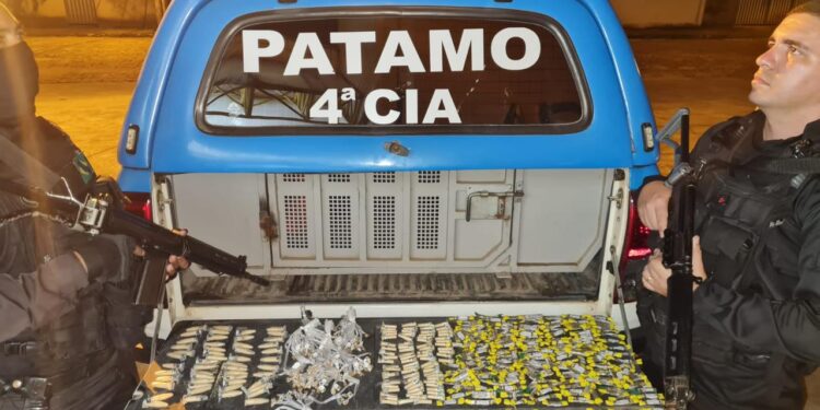PM apreende drogas em Casimiro de Abreu
