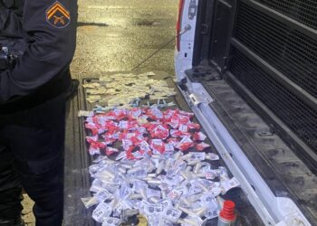 PM apreende drogas no Lagomar, em Macaé