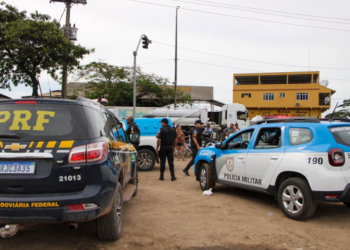 Operação da PRF apreende 46 motos e aplica 210 multas, em Guarus