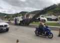 Operação tapa-buracos causa caos no trânsito no bairro Jacaré