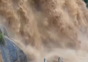 Parque Cambuci sofre mais um alagamento e destruição