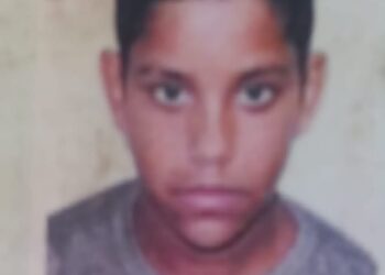 Identificado jovem morto após colidir de moto em caçamba