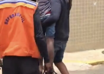 Defesa Civil resgata paciente após transbordo de Rio