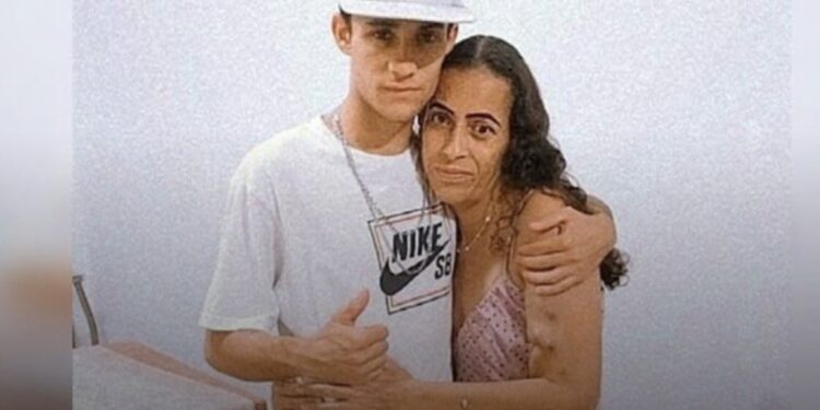 Dor e renascimento: órgãos de filho são doados à mãe após morte em acidente